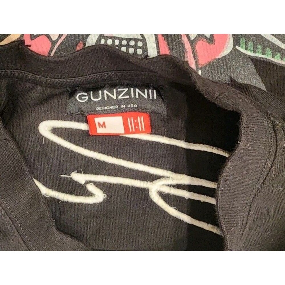 Gunzinii Skull & Bones Black Graphic T-shirt Size Medium Cut Off Sleeve - Picture 7 of 8